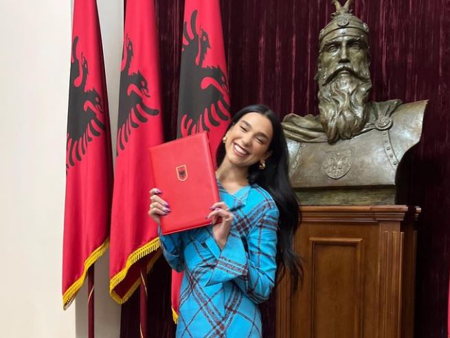 Dua Lipa për marrjen e nënshtetësisë shqiptare: Po ndihem shumë krenare