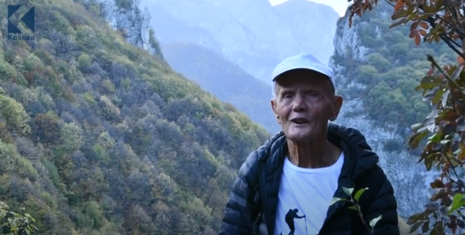 Jusuf Kryeziu, 90-vjeçari që ka prekur majat më të larta të bjeshkëve të Kosovës (VIDEO)