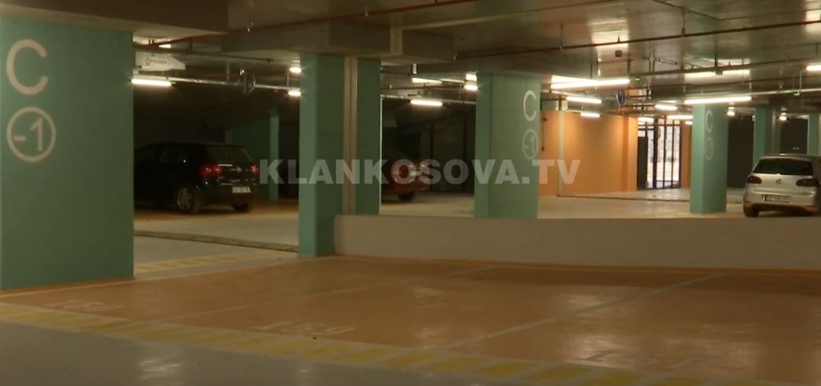 Parkingu nëntokësor i Prishtinës e ka çmimin më të lartë në rajon (VIDEO)