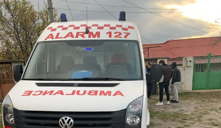 Gjendet pa shenja jete një 75-vjeçar në Ersekë, dyshohet se vdiq nga asfiksia