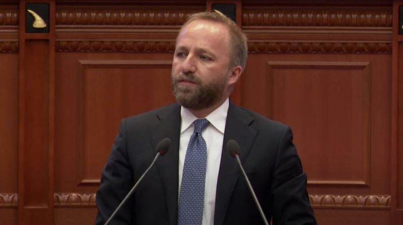 Tahiri në Kuvendin e Shqipërisë: E ardhmja jonë është e bashkuar