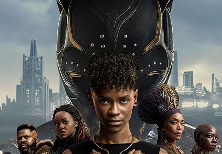 "Black Panther" kryeson me 180 milionë dollarë në biletaritë e Amerikës së Veriut (VIDEO)