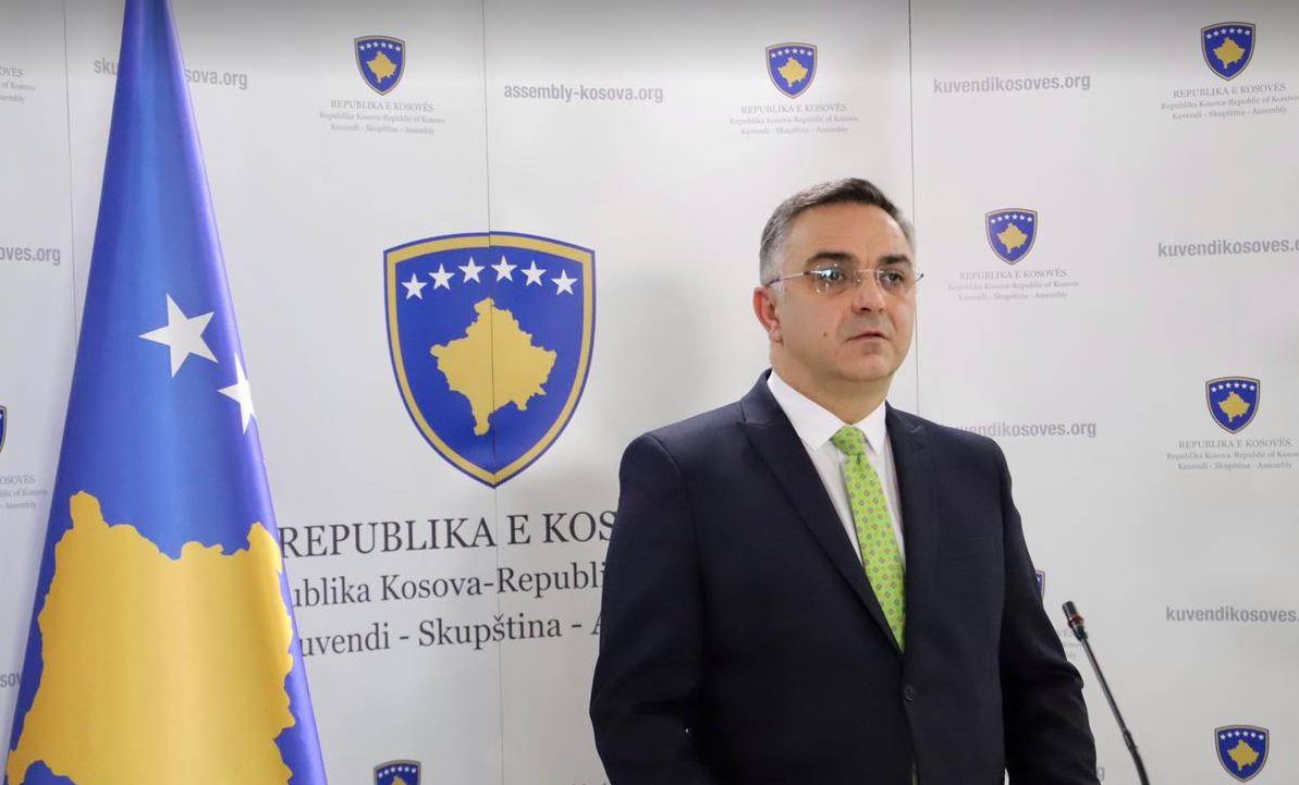 Tahiri: Vlera e koeficientit 129 euro e shpëton Ligjin e Pagave nga Gjykata Kushtetuese