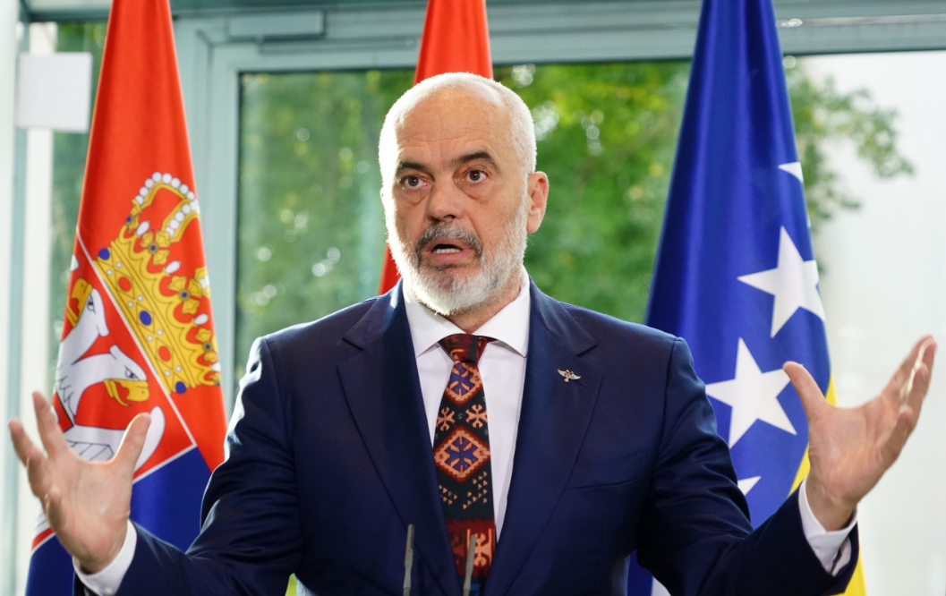 Rama pas tensioneve në veri: BE-ja duhet të thërrasë urgjent tryezën e dialogut