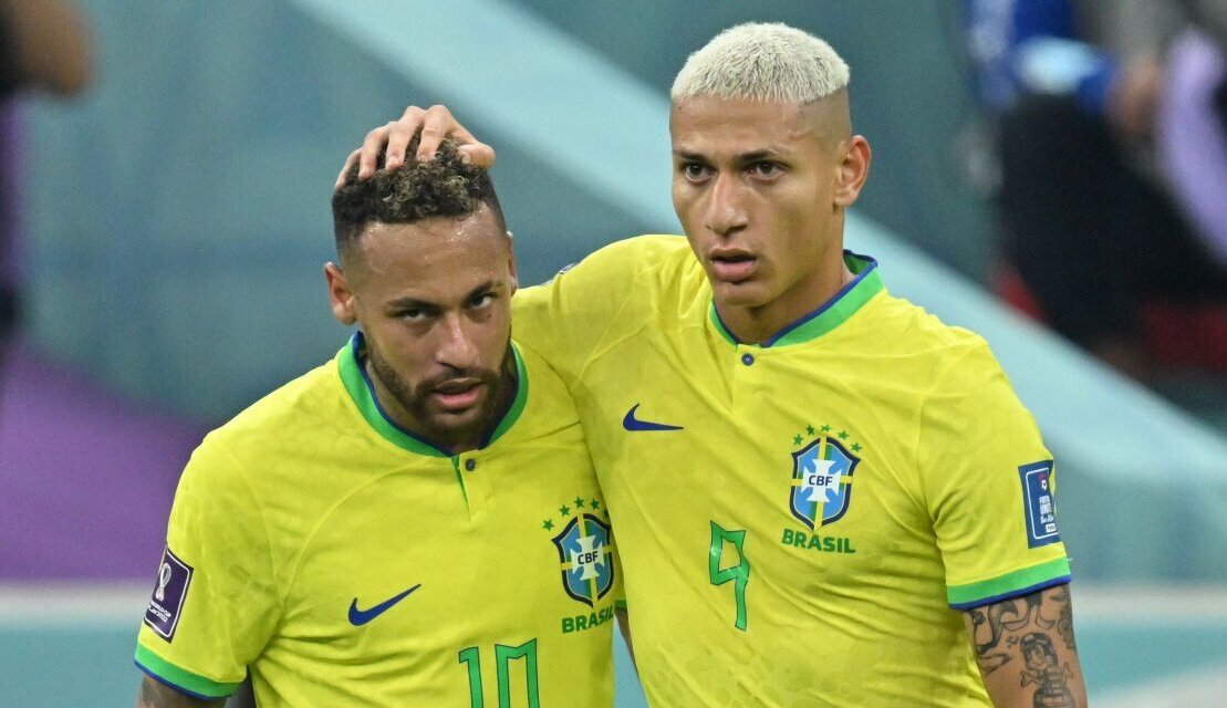 Richarlison bën tatuazh Ronaldon, Neymarin dhe veten (FOTO)