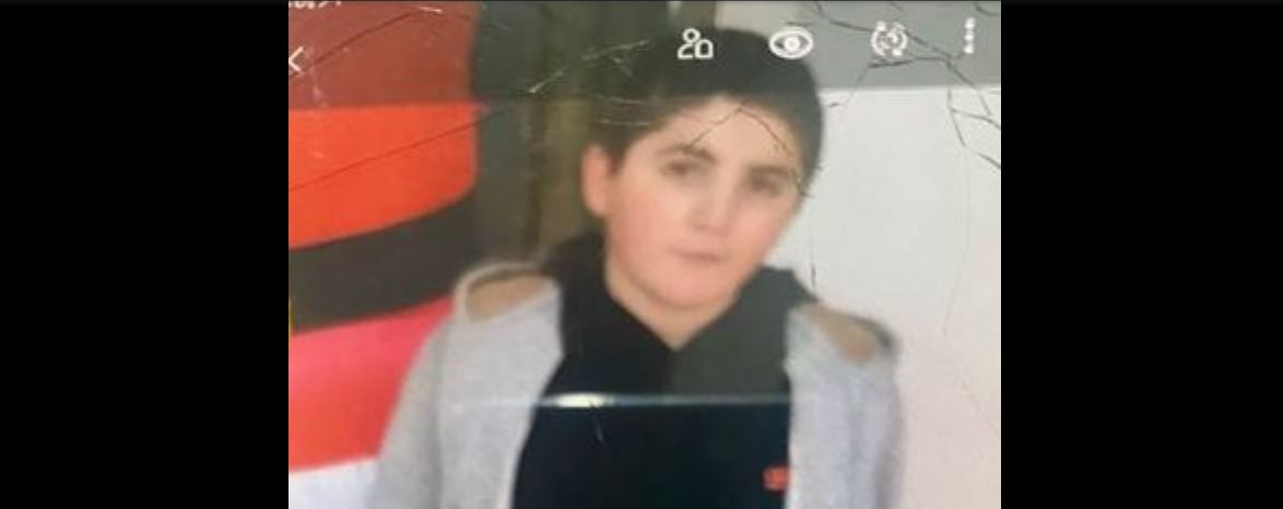 Policia kërkon ndihmë për gjetjen e një 13-vjeçari