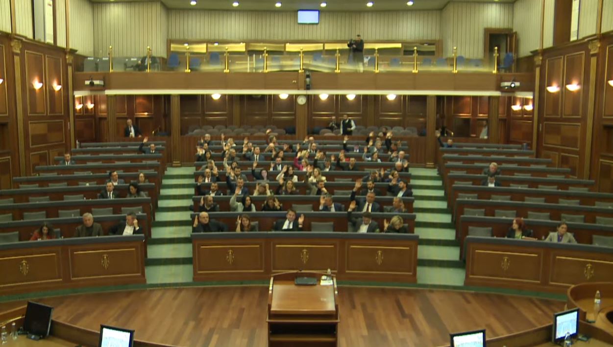 Nuk ka kuorum për votimin e Strategjisë së Energjisë