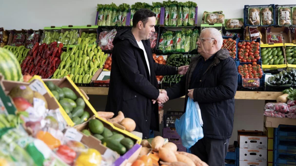Abdixhiku: Për dy vjet norma e inflacionit mbi 20 përqind, produktet bazike kushtojnë 50 përqind më shtrenjtë
