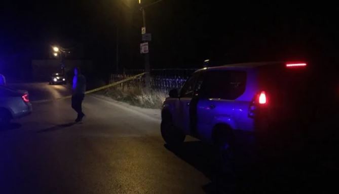 Një i vdekur dhe dy të lënduar në autostradën "Ibrahim Rugova"