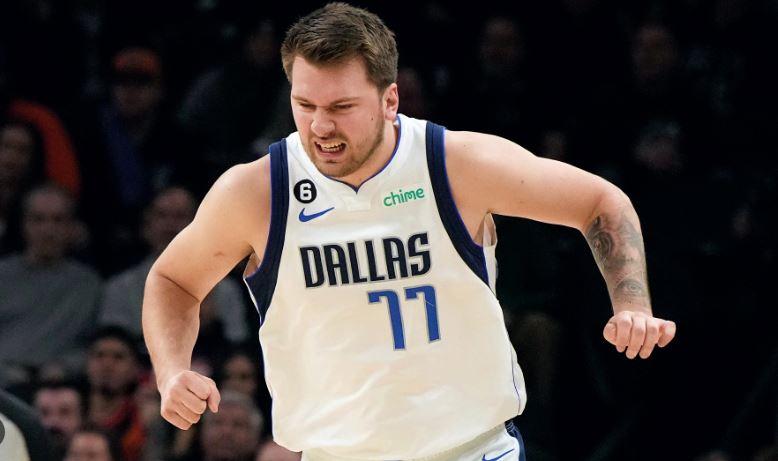 Lëndohet Doncic, por edhe pa të fiton Dallasi