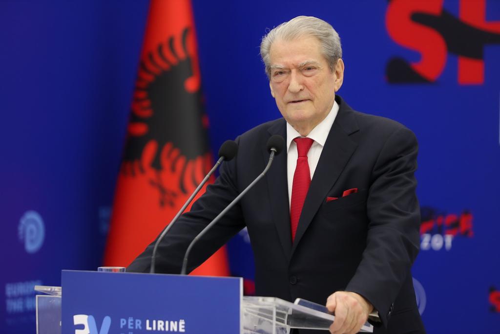 Berisha: Kërkojmë largimin e menjëhershëm të Edi Ramës nga detyra e kryeministrit
