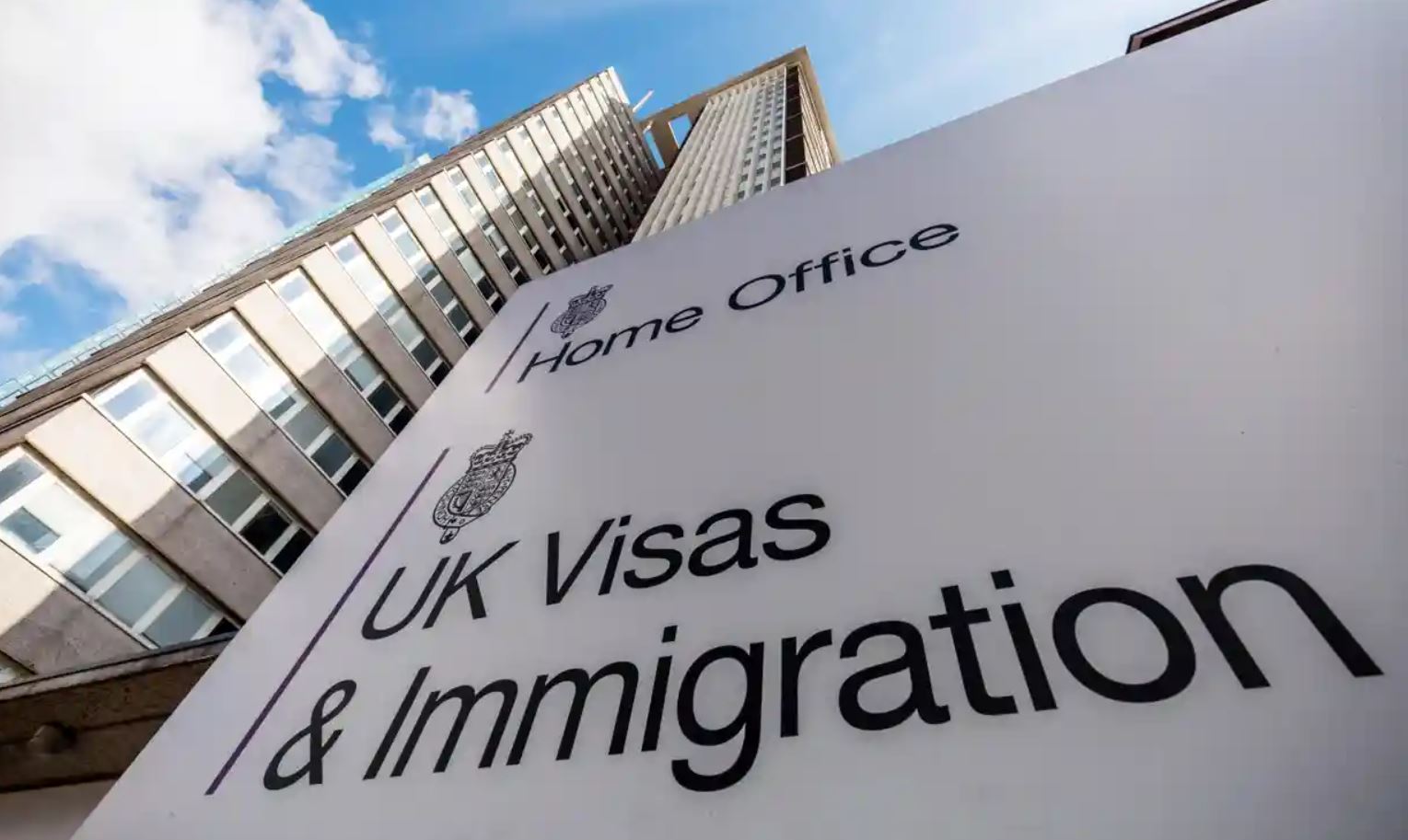 Ministri britanik pranon zhdukjen e 200 fëmijëve azilkërkues, 88 për qind e tyre janë shqiptarë