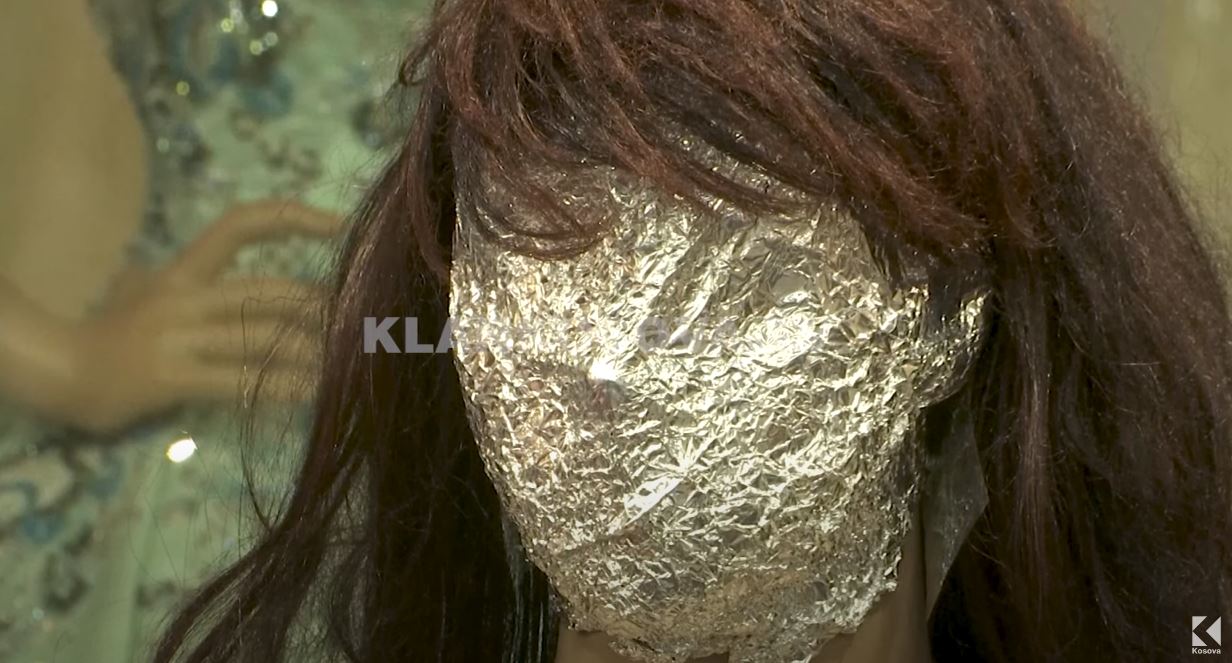 Afganistan: Kukullave u mbulohen fytyrat (VIDEO)
