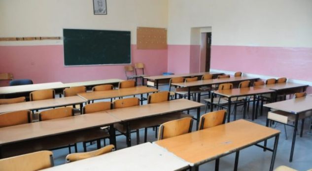 Ndërpritet mësimi në 56 shkolla të Shqipërisë, shkak vërshimet
