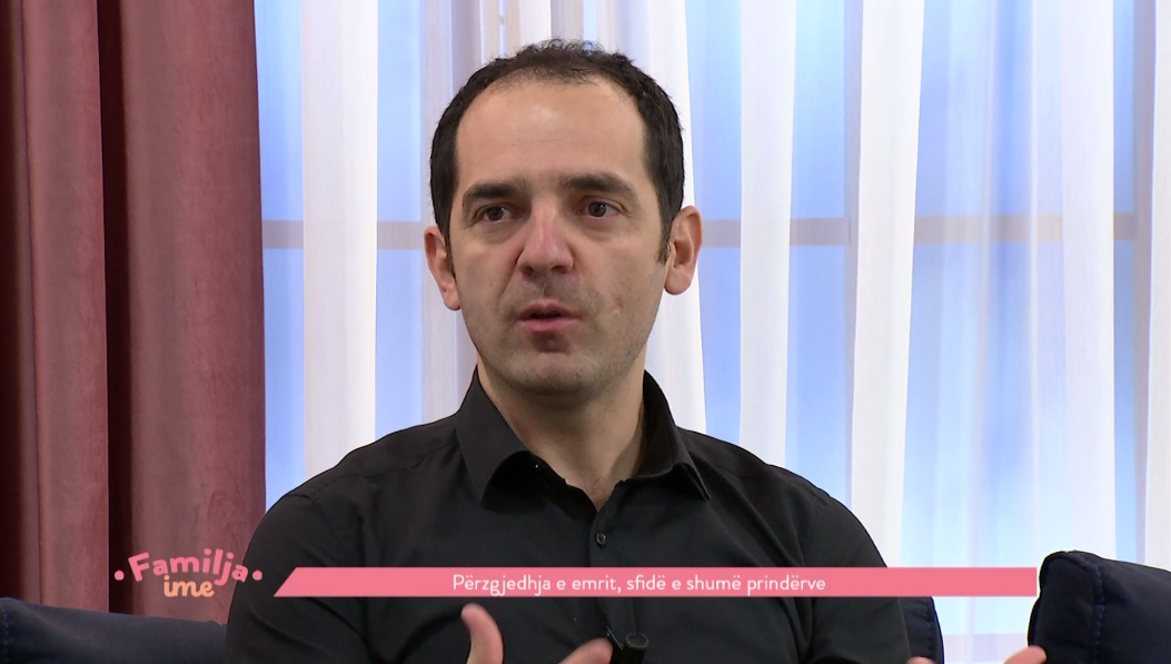 Sociologu Krasniqi: Përzgjedhja e emrit për fëmijën në traditën shqiptare, sot ndryshon nga e kaluara (VIDEO)