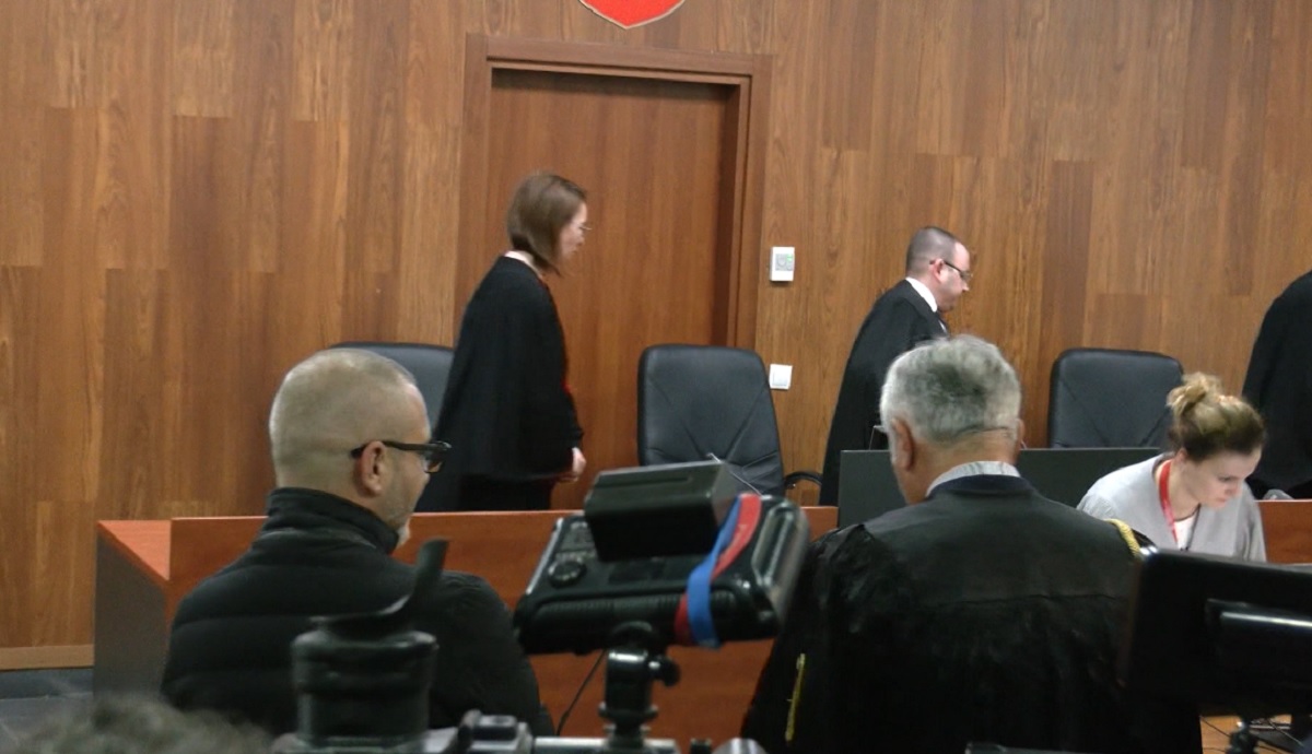 Kërkon uljen e dënimit, dështon sërish seanca ndaj Saimir Tahirit