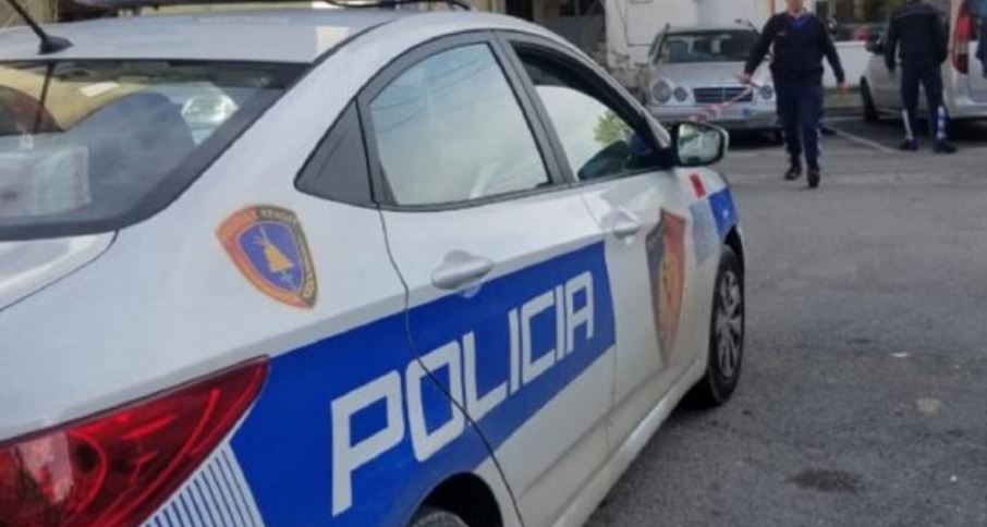 Tiranë: BMW-ja përplaset me makinën e policisë, 4 të plagosur