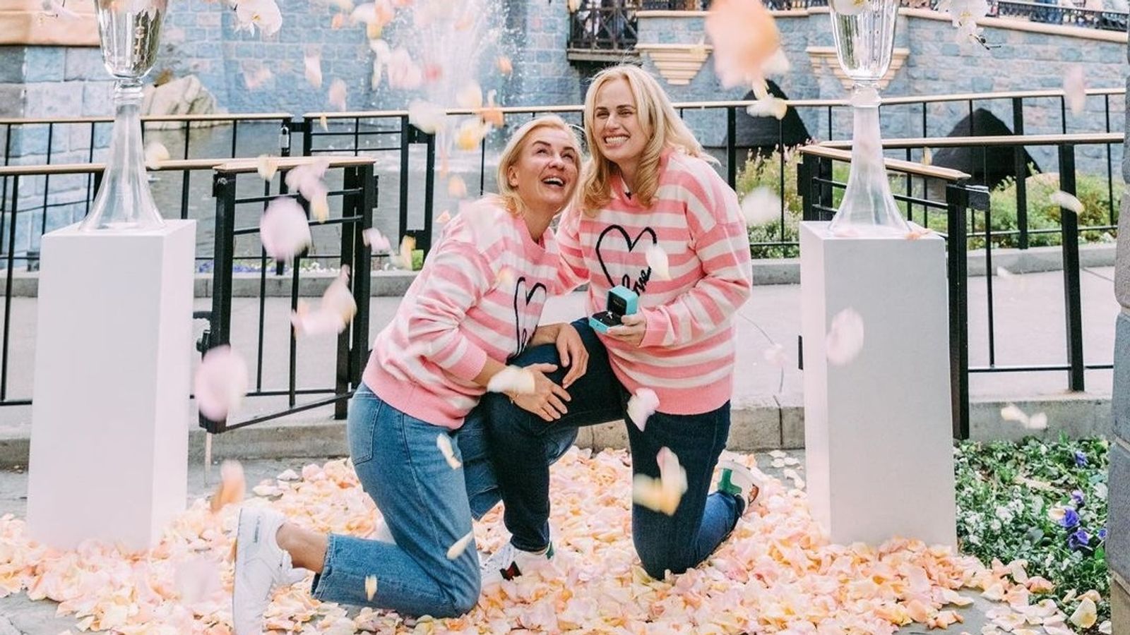 Rebel Wilson njofton fejesën me të dashurën Ramona Agruma