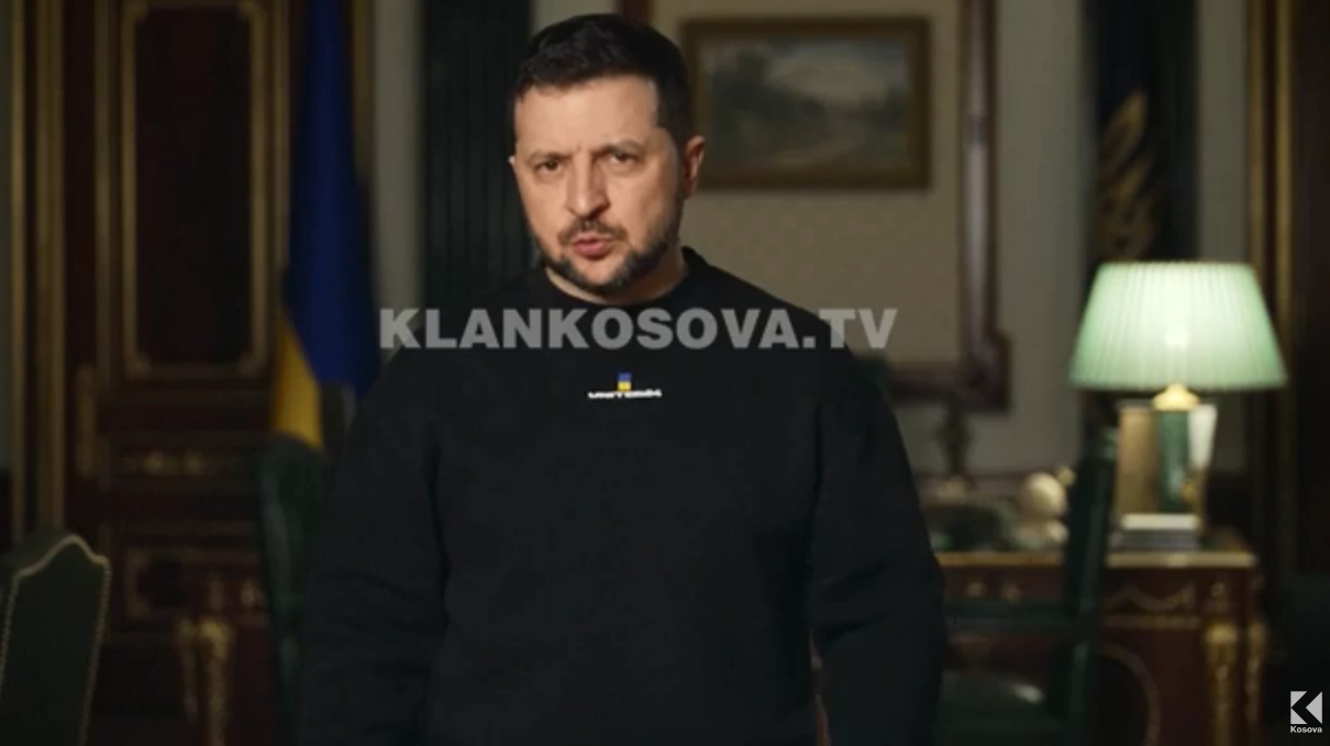 Zelensky kërkon armë nga NATO-ja (VIDEO)