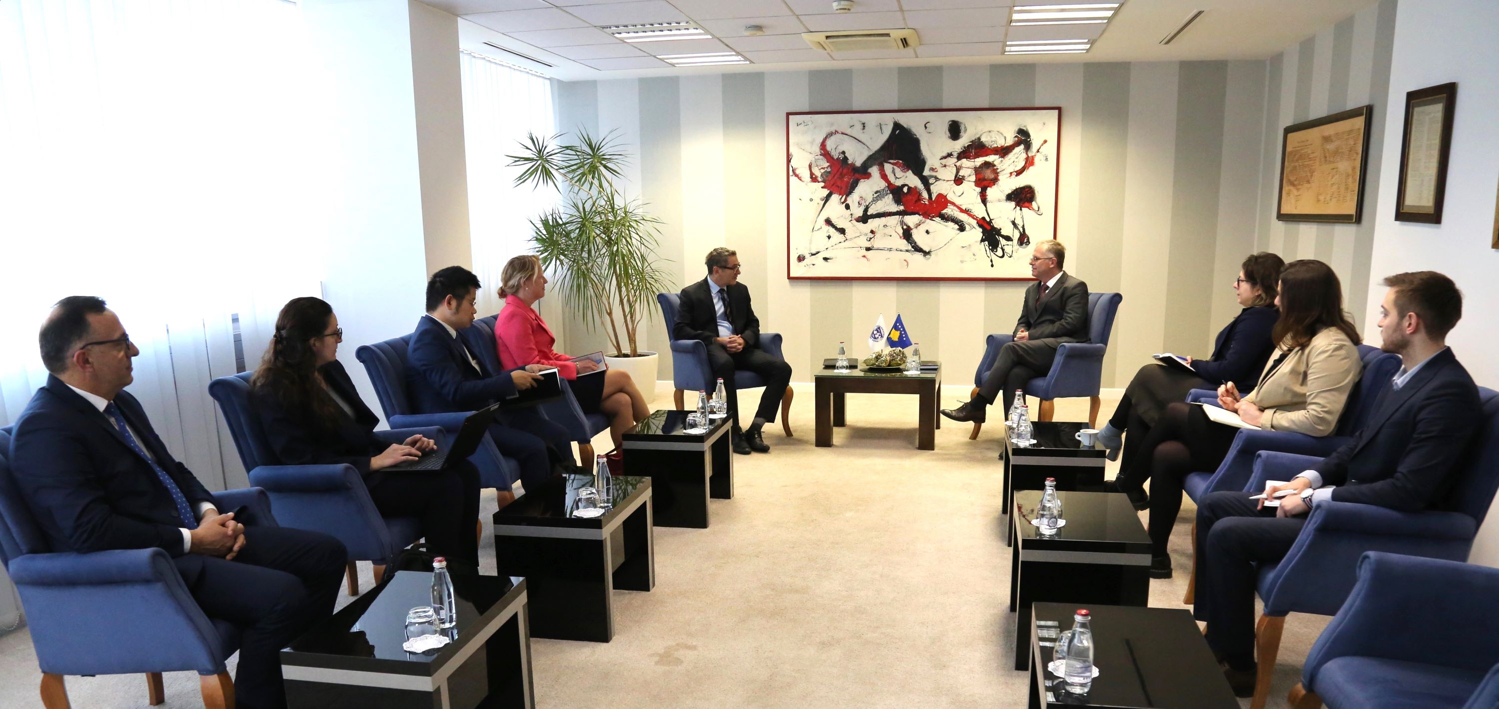 FMN i gatshëm për të vazhduar bashkëpunimin me Qeverinë e Kosovës