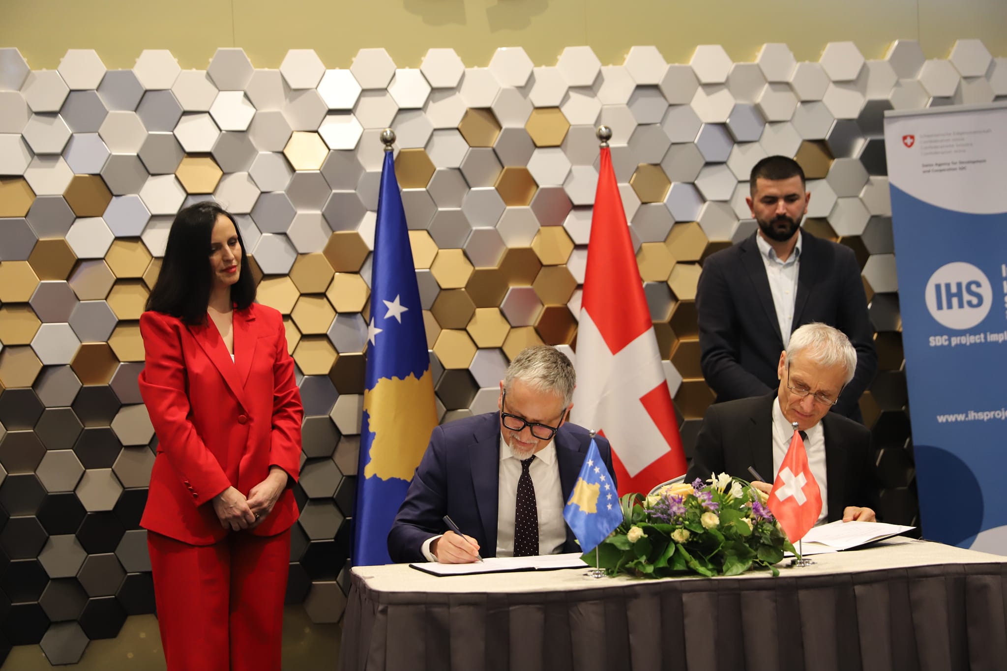 Vitia e ambasadori zviceran nënshkruajnë  projektin 5.5 milionë eurosh