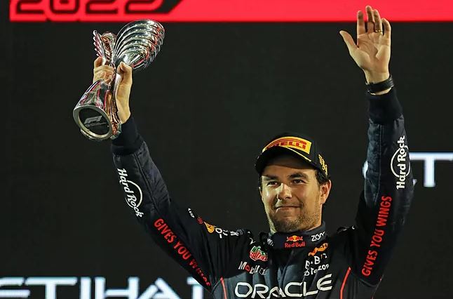 Formula 1, Checo Perez synon titullin e kampionit