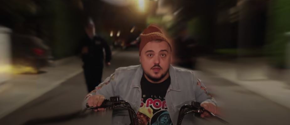 Kë prej personazheve publike i përmendi Lumi B në këngën e re? (VIDEO)