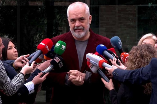 Rama: Pagat e mjekëve specialistë më të larta se në Kosovë
