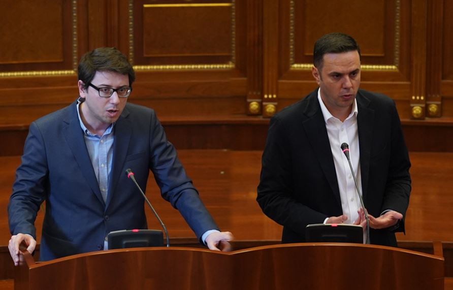 Murati, Abdixhikut për Trustin: Kam pritur se ke njohuri më tepër se garda e vjetër e "ekonomistëve të LDK-së"