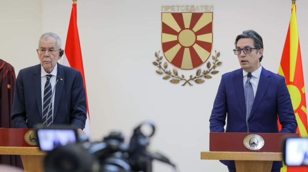 Presidenti i Austrise gjate vizites ne Shkup