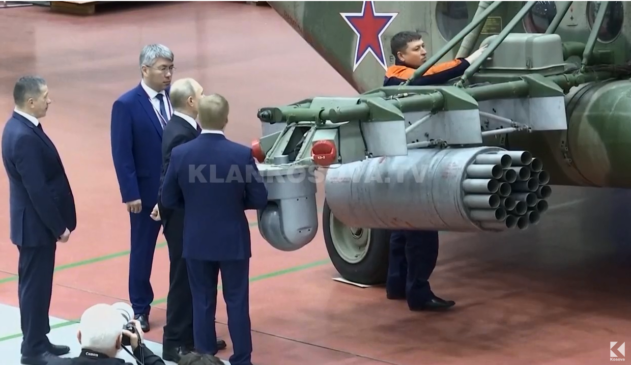 Putin dhe Shoigu vizitojnë fabrikat e municionit, kërkojnë rritje efikasiteti (VIDEO)