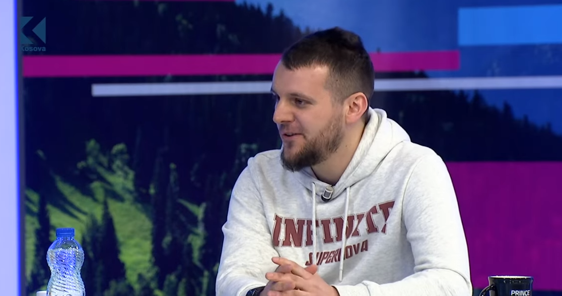 Genc Shala, kampioni kosovar në eFootball drejt Kampionatin Botëror për IASI, Rumani (VIDEO)