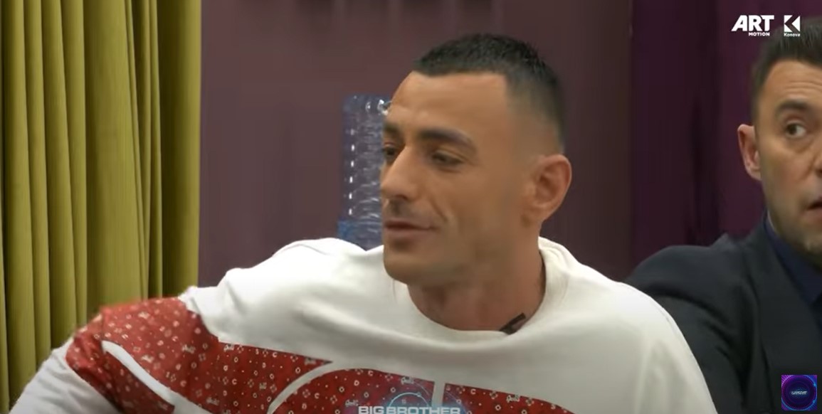 Stresi ndan episodin e parë të albumit "Archimede"