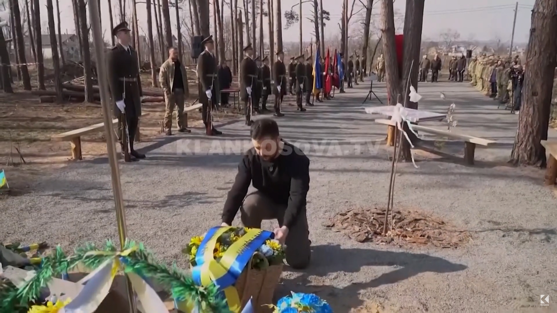 Festë në Ukrainë, shënohet 1-vjetori i çlirimit të parë (VIDEO)