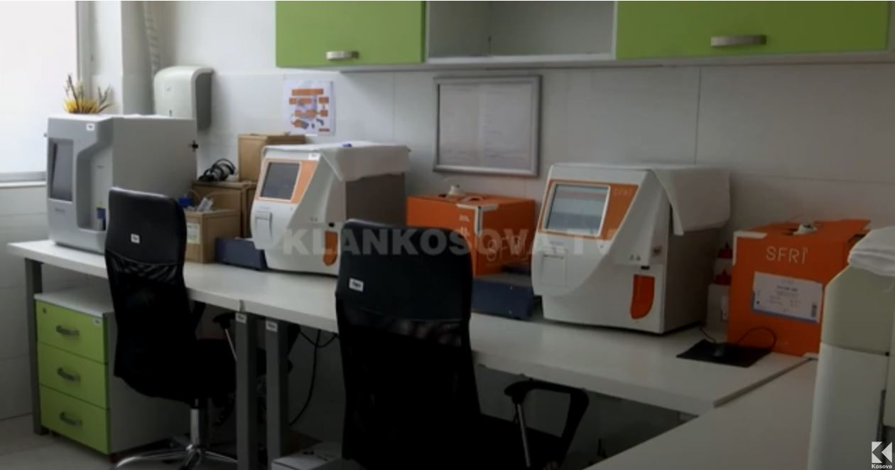 Rritet kërkesa për analiza të tiroides në Prishtinë (VIDEO)