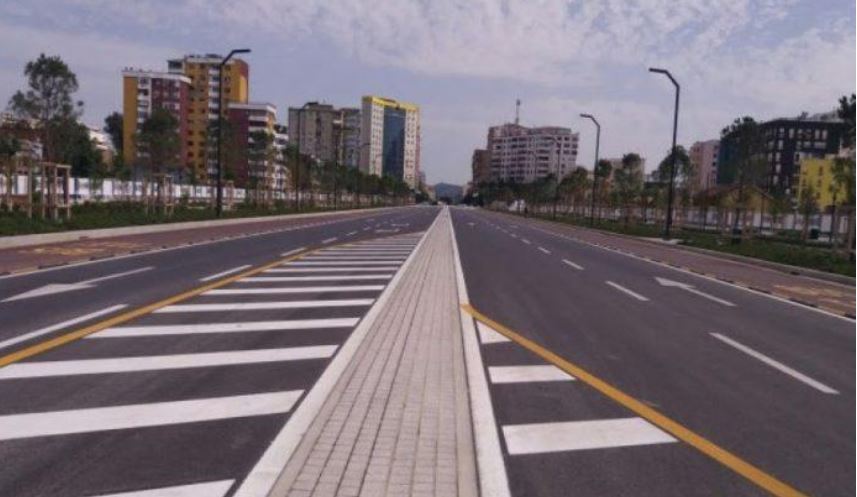 Gjendet pa shenja jete një person te Bulevardi i Ri në Tiranë
