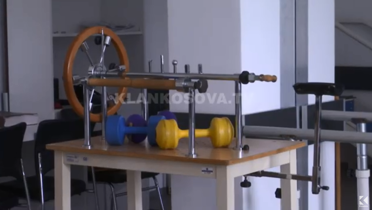 Kompetencat shtesë, fizioterapeutët e bëjnë veten mjekë (VIDEO)
