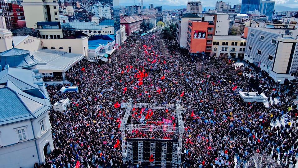 ''Liria ka emër'' thotë se rreth 100 mijë qytetarë ishin sot pjesë e Marshit për Drejtësi