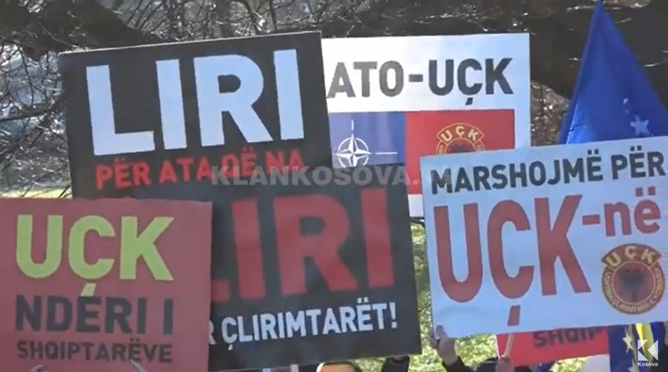 Marshi në Hagë, bashkatdhetarët kërkojnë drejtësi (VIDEO)