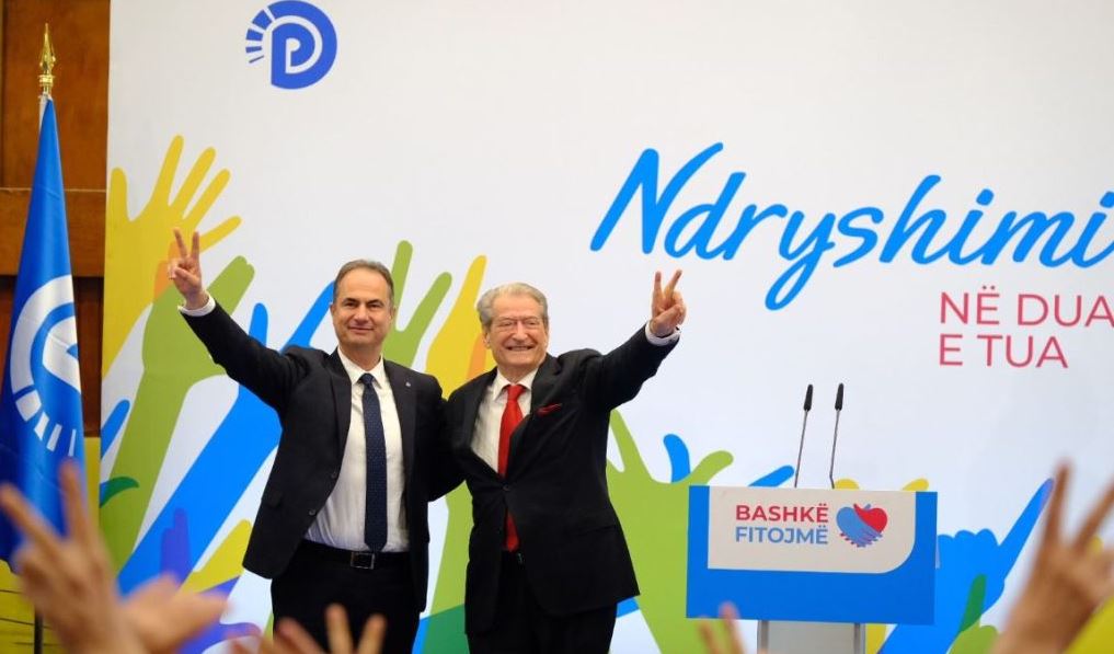 Berisha prezanton Luçiano Boçin si kandidat për Bashkinë e Elbasanit