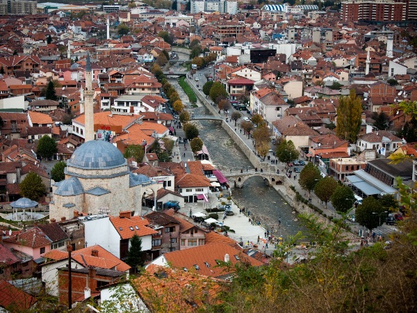 Mosmarrëveshja përfundon me sulm fizik mes dy femrave në Prizren