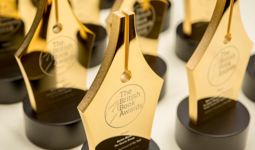 Davina McCall dhe Salman Rushdie fitojnë në British Book Awards