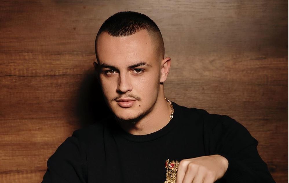 Don Xhoni përfundon në spital Më ratë mësysh (FOTO) Klan Kosova