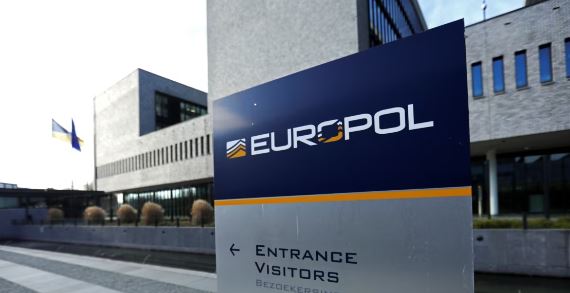 Operacioni "Pandora" i EUROPOL-it: Shkatërrohen 12 "Call Center" mashtruese - e përfshirë edhe Kosova
