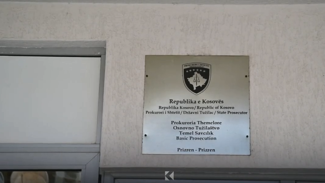 Prokuroria e Prizrenit sekuestron dhe kërkon shitjen e dy kamionëve që transportonin në mënyrë të kundërligjshme 