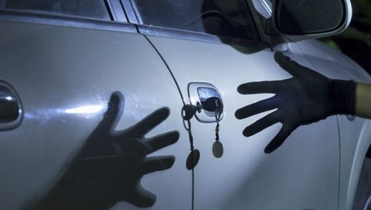Një personi në Prishtinë i vidhet vetura nga parkingu