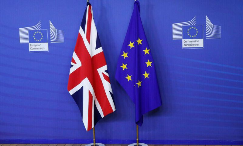 Britania e Madhe nënshkruan pakt bashkëpunimi me BE-në për shërbimet financiare