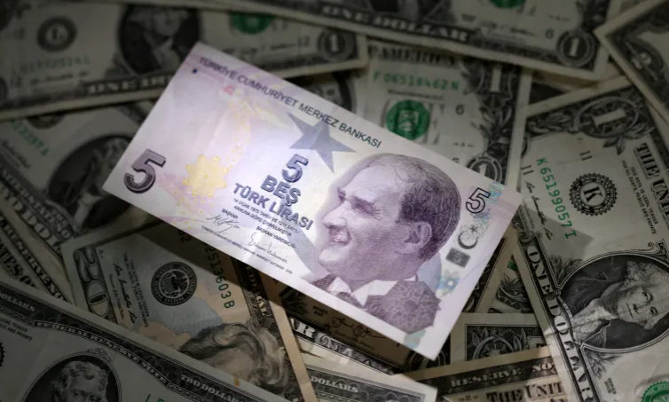 Lira turke vazhdon rënien rekorde karshi dollarit