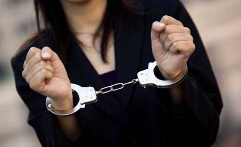 Vetura godet një këmbësore në Klinë, arrestohet e dyshuara