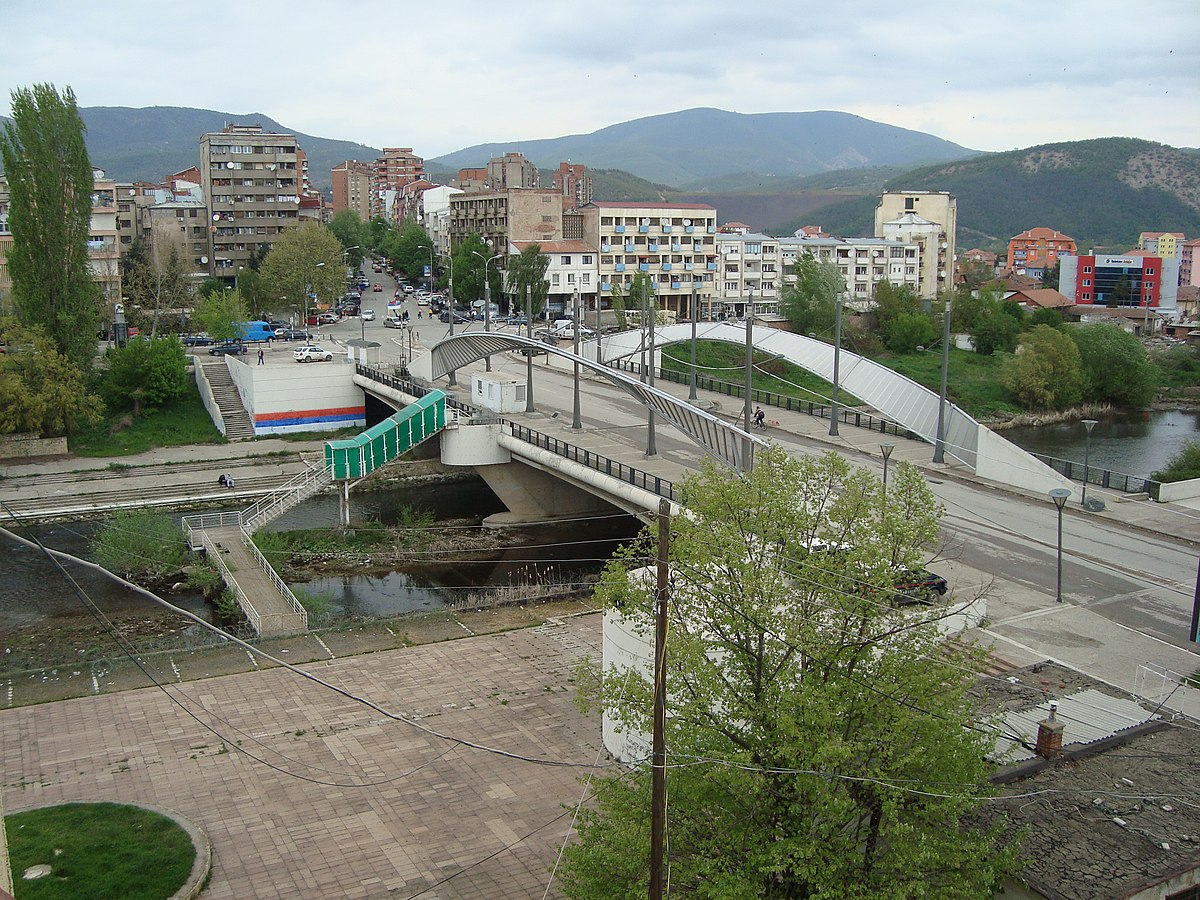 Shpërthimet që u dëgjuan në veri, mjete piroteknike të maturantëve